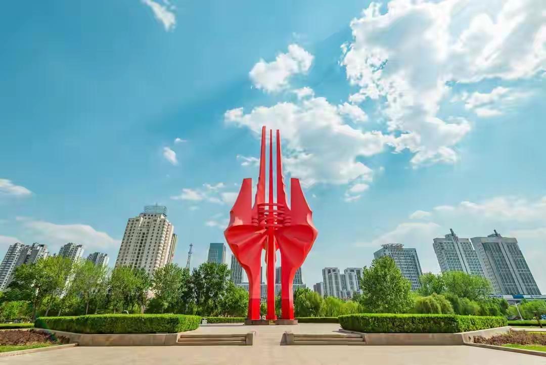 临沂又会有怎样全新的面貌呢?临沂变化大且快！“十四五”期间，它不断刷新着城市“