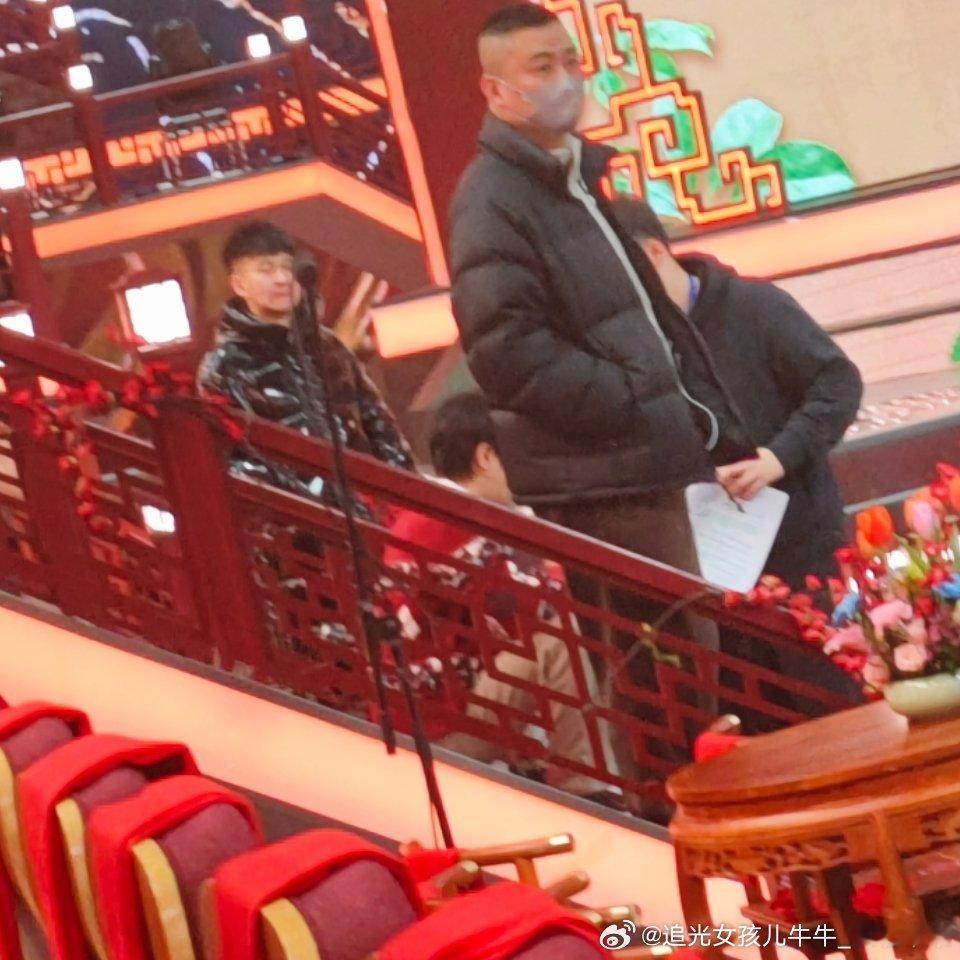 周深周深音乐之路有你有我晚安💤周大爷的米们