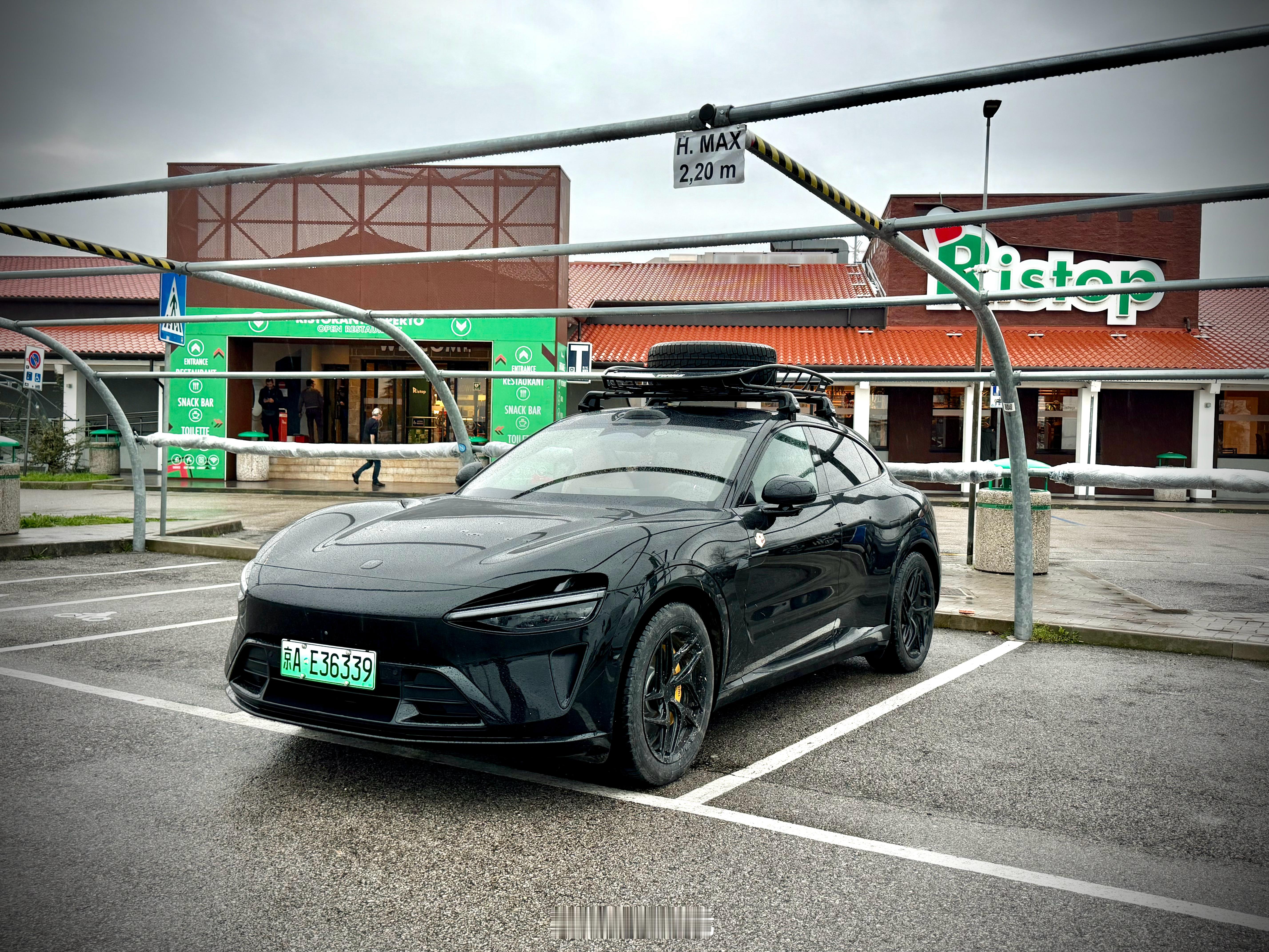 路过意大利，吃个披萨就走～～带着四岁娃自驾欧洲意大利