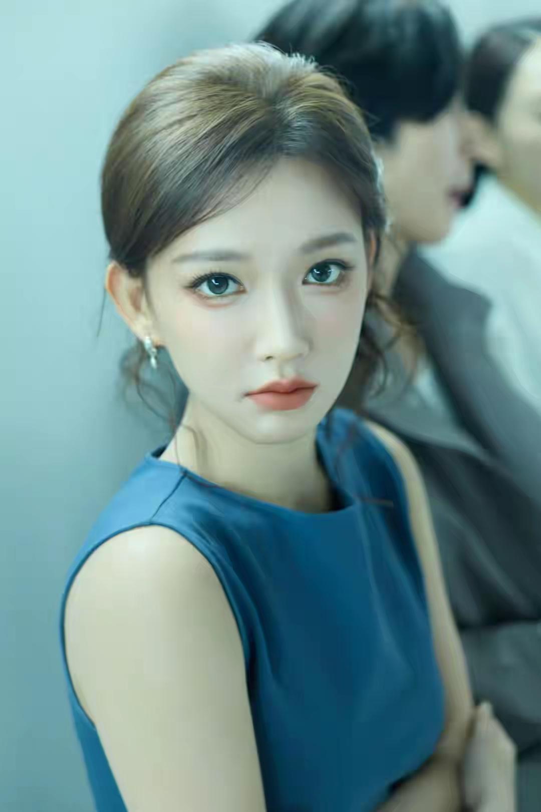 程潇可爱多一点，干爽多一点