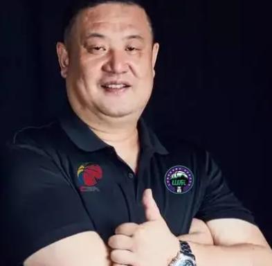 疼惜！前山东男篮名宿徐长锁去世！徐长锁因肝癌于昨日（10.6）去世。据知情者透
