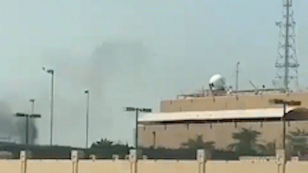 伊朗导弹精准命中美军第5舰队司令部所在地，打得真准，画面解压！美以联合空袭后