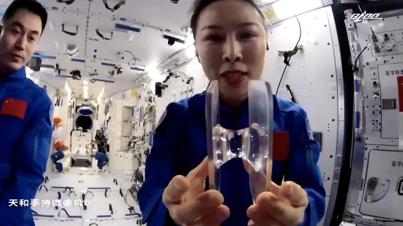 重磅！王亚平透露信号：中国要在地外星球长期生存，不只是登月！这一重磅信号无疑为