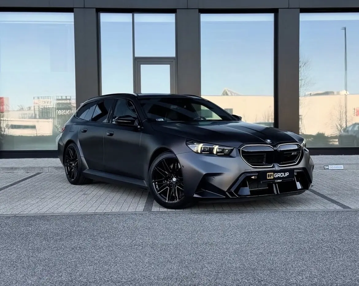 “对BMW 的执着，已经超越任何东西”
