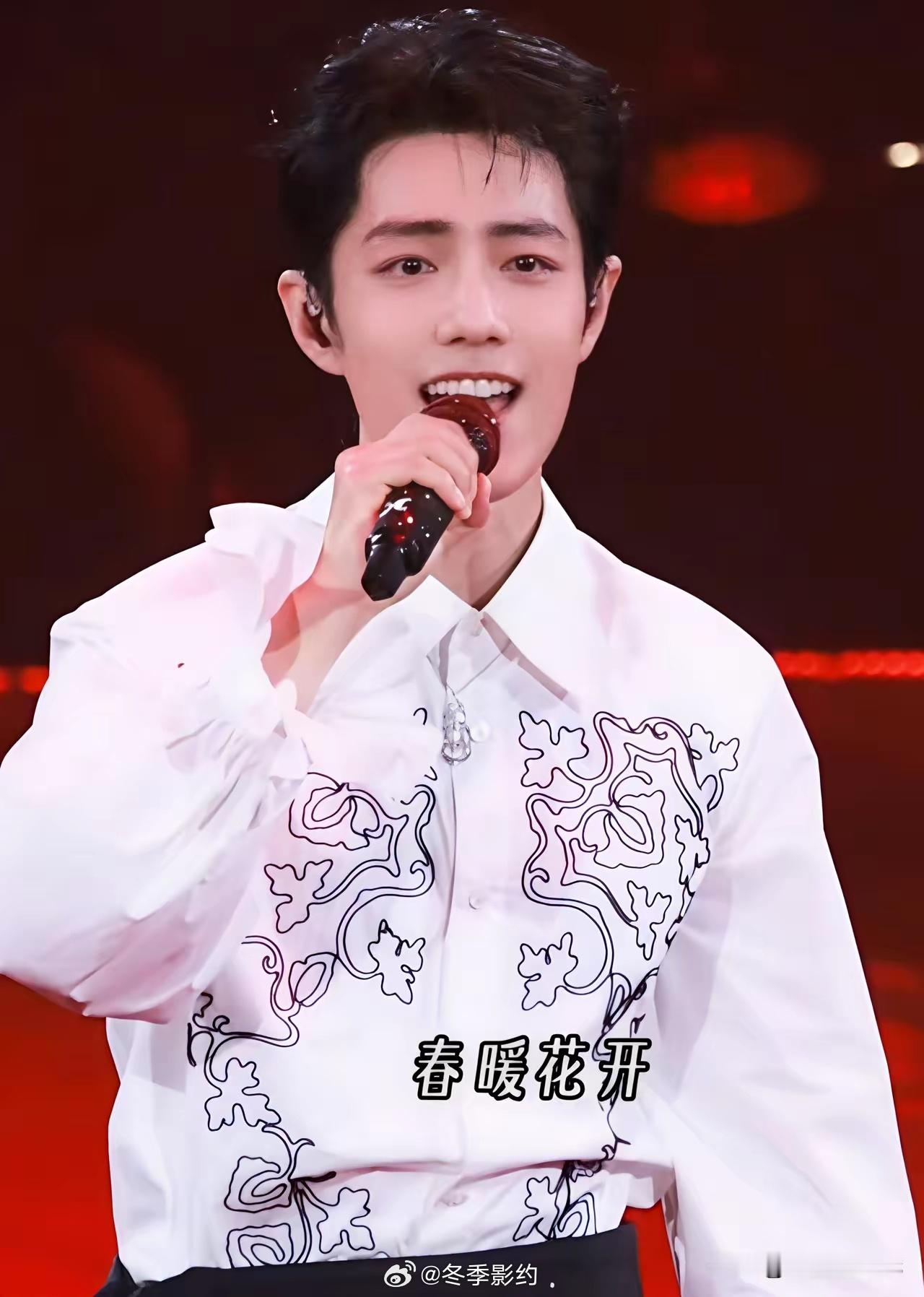 内娱终于出了个厉害的演员！他就是肖战。不是说他在香港搞了个活动现场人山人海，而是