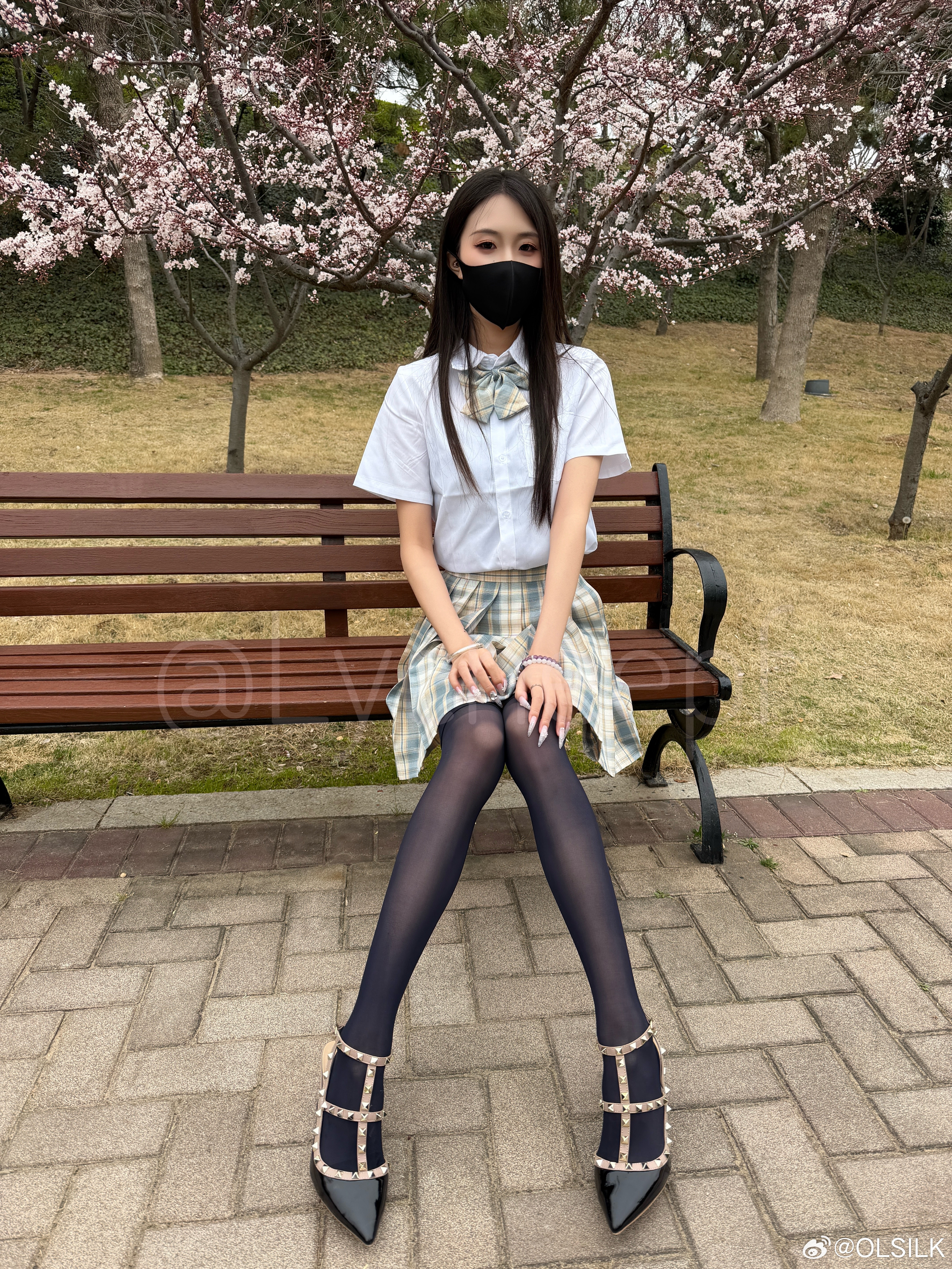 邂逅一场松弛的午后时光泡芙lycheeolsilkootd今天穿什么