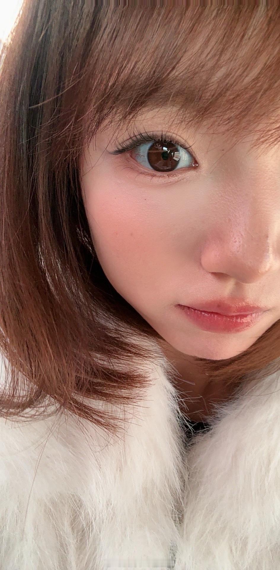 巨喜欢今天画的妆好想焊死在脸上