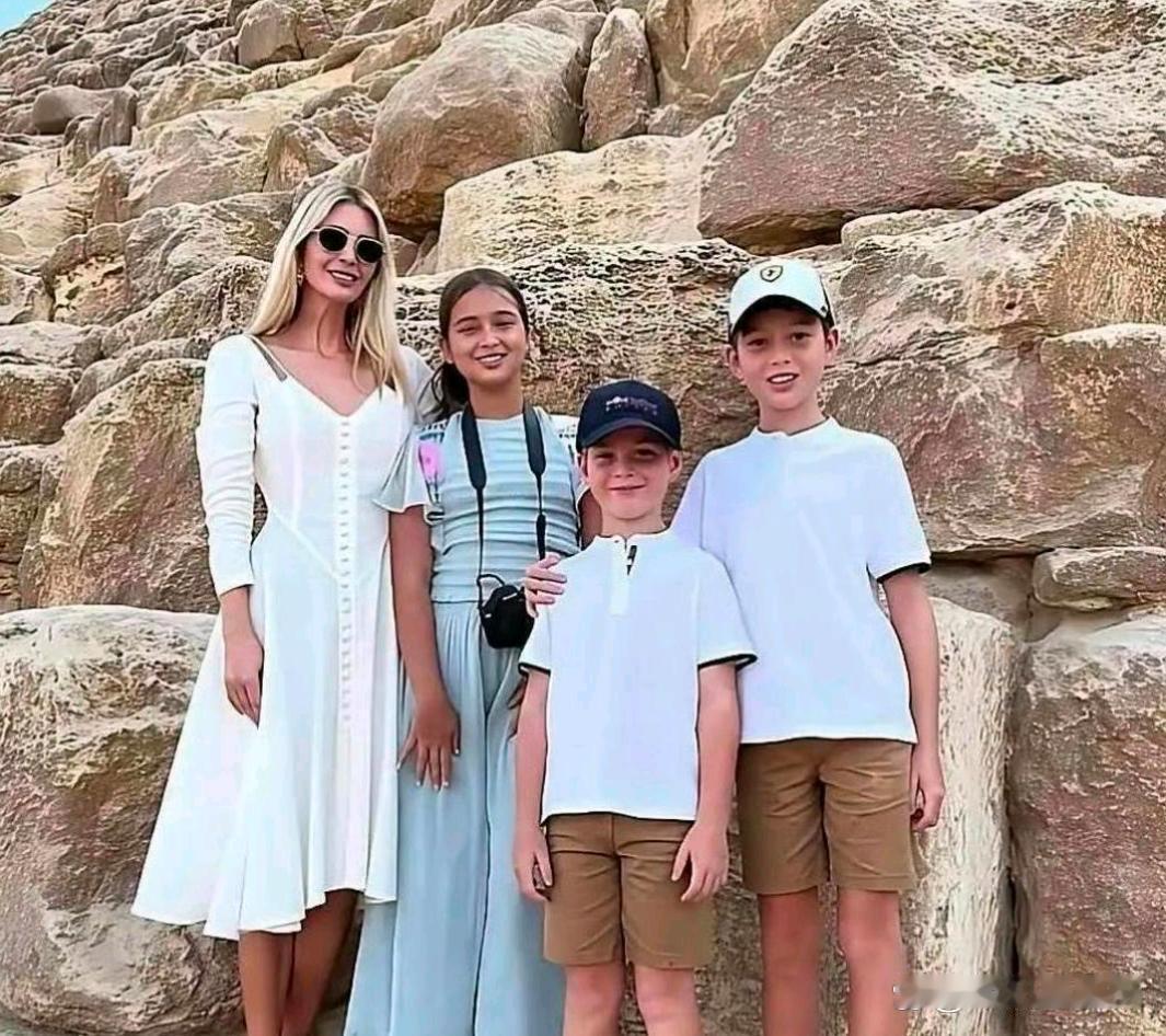 伊万卡一家人的变化真让人感叹，时间飞逝，岁月催人老！