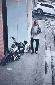 恶有恶报，善有善报，不是不报时，候未到。