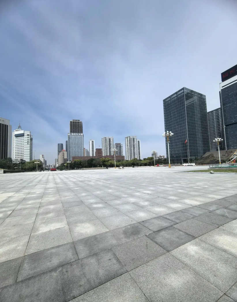 目前，《戏台》票房到了3.88亿，每天正悄悄地以小几百万的收入开始收官，保守地说
