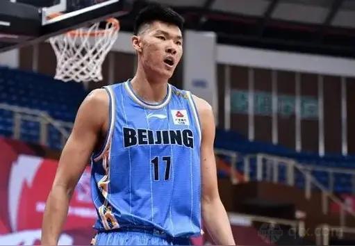 北京首钢还是赢在人员厚度，随便一个国内球员上来，都是有国家队经历，陈盈骏也有省队
