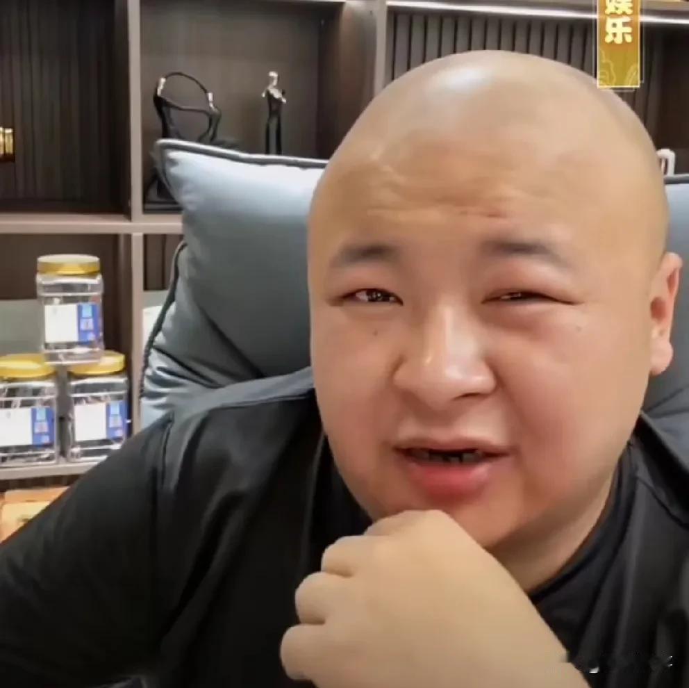 老狗诉清河李哥，谁都有资格给平台开专场，唯独你没有资格！