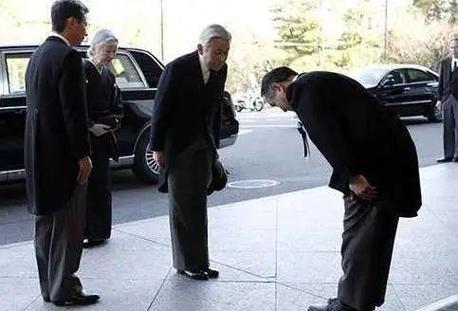 全民觉醒！从今往后，都不能对日本抱有任何幻想。日本这个国家表面谦恭有礼，外