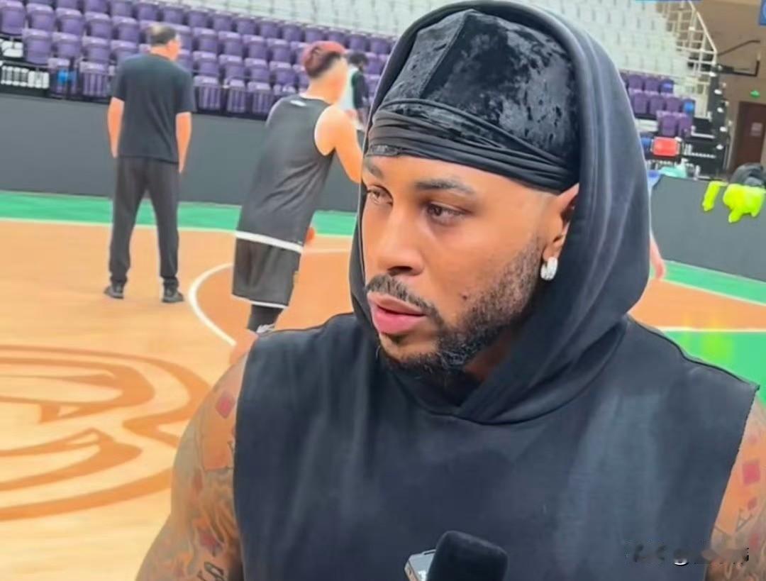 回家了！莫兰德谈重回辽宁男篮：“我去年在广东队效力。”“每次回到辽宁队主