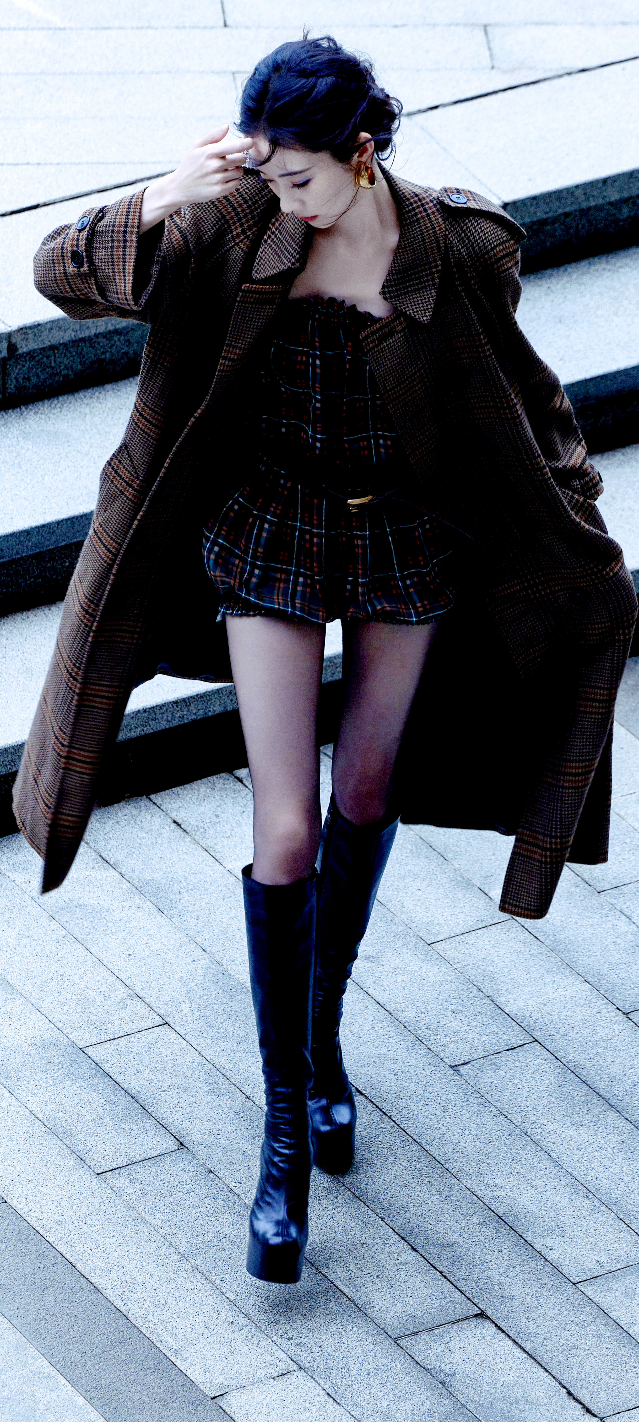 ELLE红毯张艺凡原来这就是一米八的大长腿张艺凡张艺凡