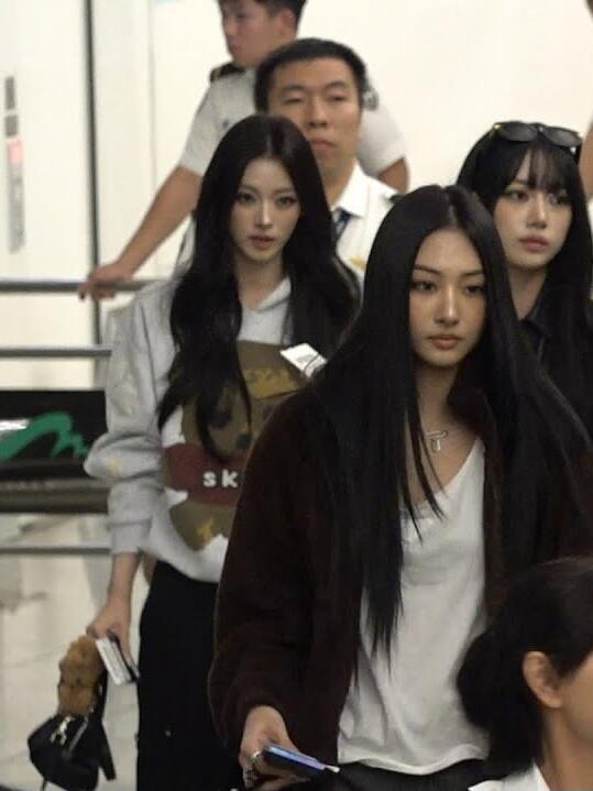 投稿｜用恐怖来形容也不为过的美貌….