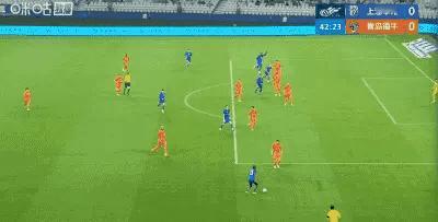 这都能扑出来？牟鹏飞3连扑封神！中超联赛第7轮，上海申花主场迎战青岛海牛，第4