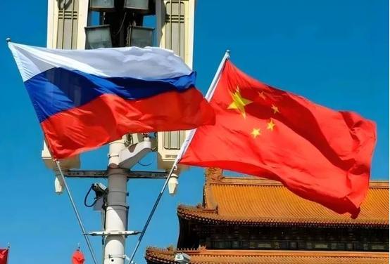 中国为啥不干脆站队俄罗斯？真不是怕谁，是这笔账一算吓一跳——原则丢了、钱袋子砸了