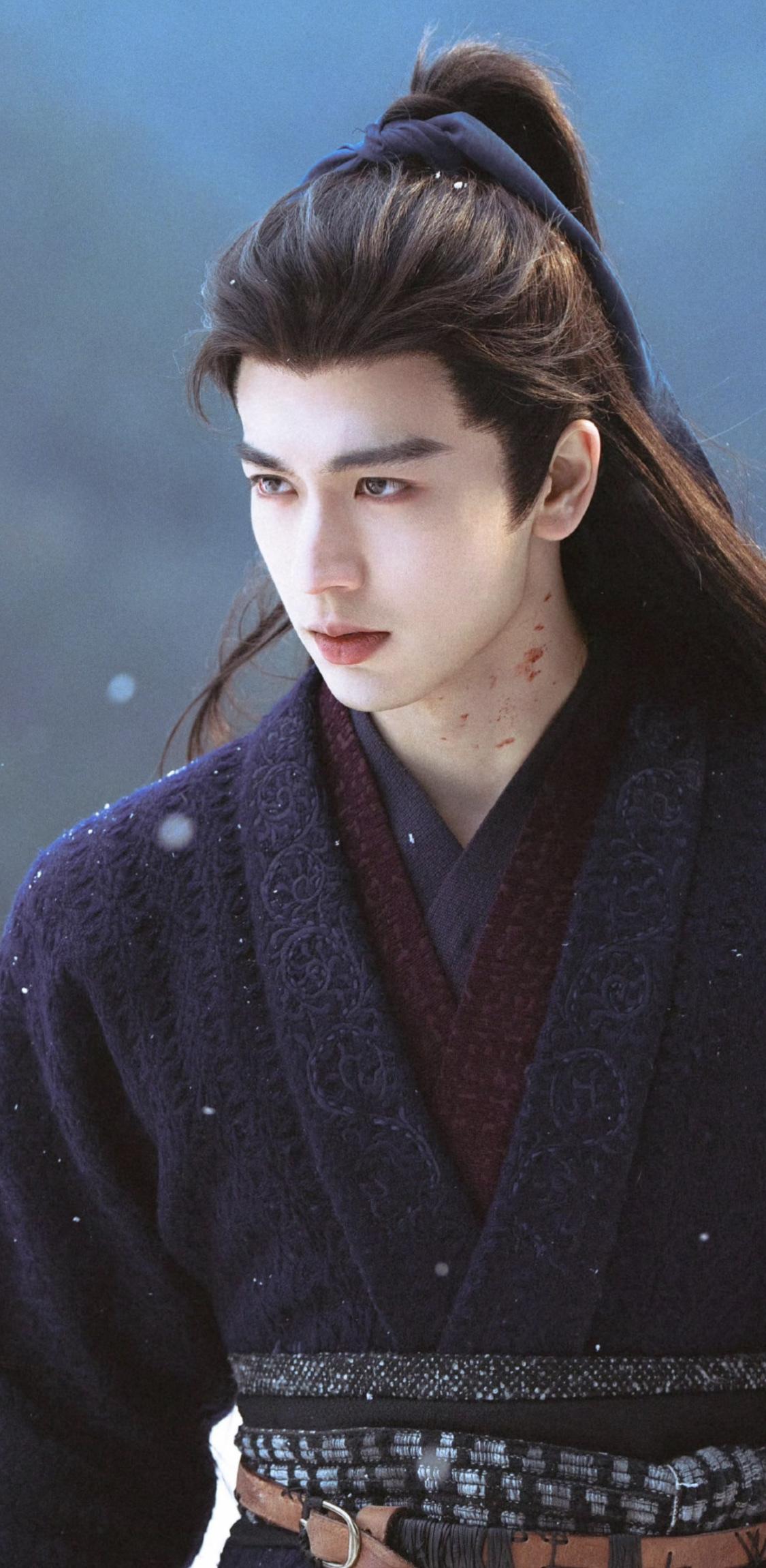 张凌赫演的角色有前科，入赘了之后分不清大小王。《度年华》时候就是，还让公主等