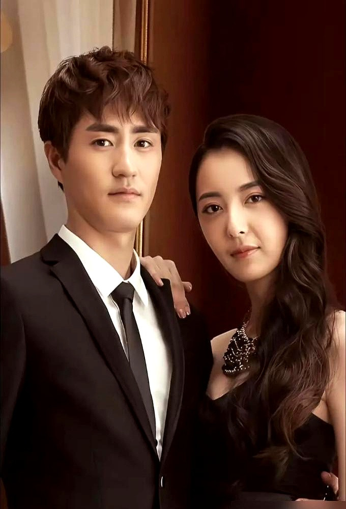 镜头前眼眶通红喊着“我放不下你”，导演刚喊卡，转头连个正眼都不给，立马各回各的房车杨玏跟分手五年的前