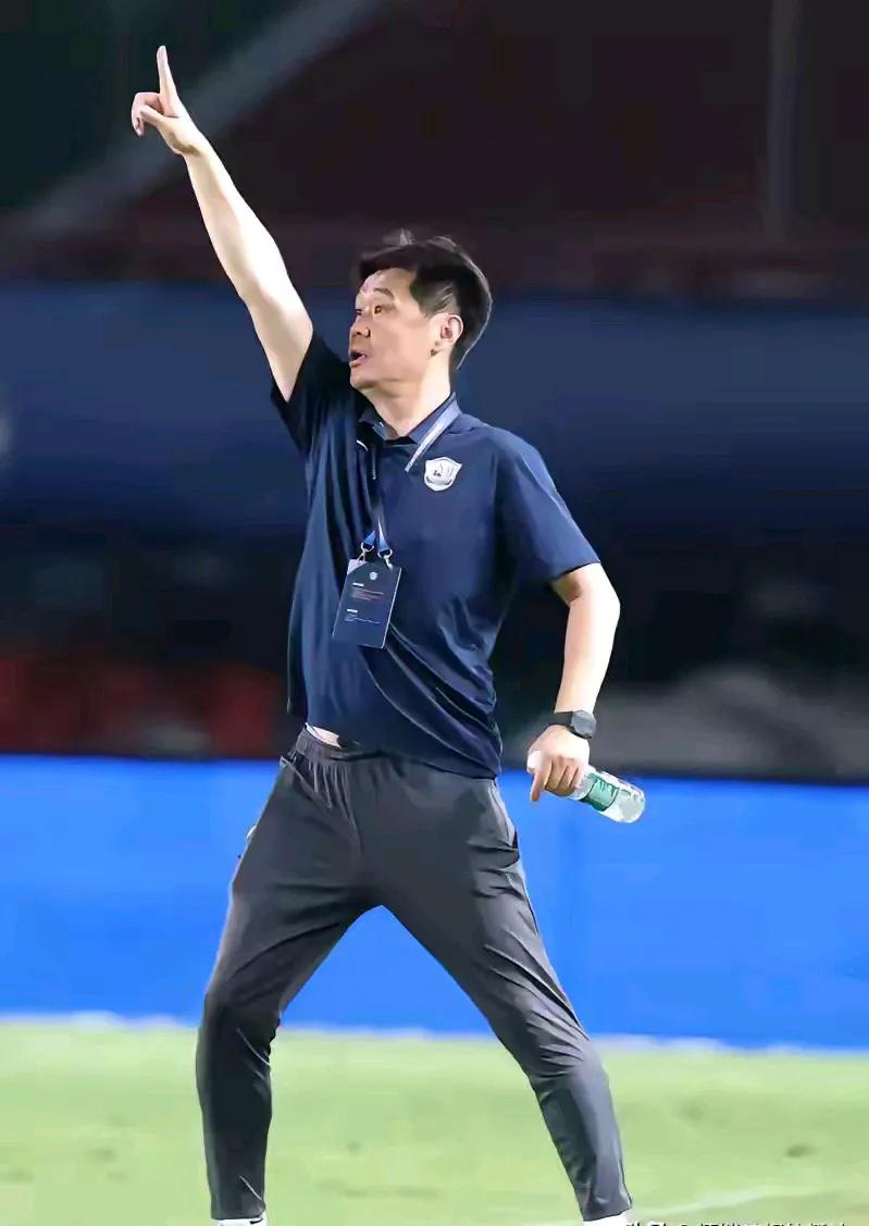 拿下津门虎，李霄鹏有底气了，原来自己的球队并不是软柿子，球场上什么事都可能发生。