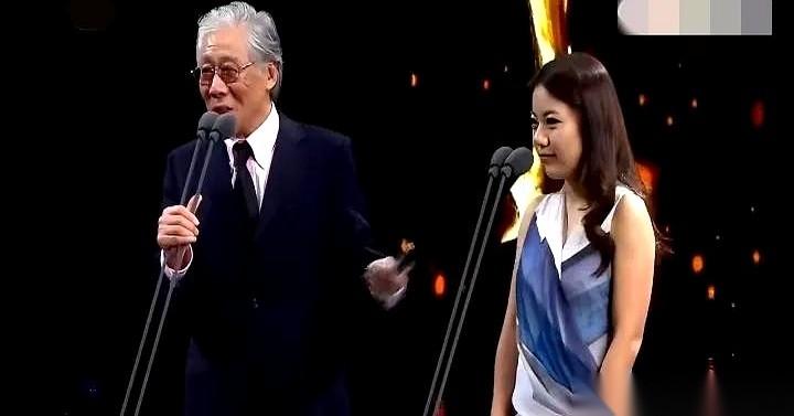 “我特别喜欢您演的雍正！”“我演的是康熙。”就这两句，我能笑一年。真的，堪