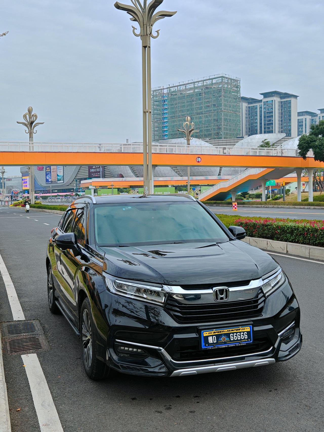 开了这么久的冠道1.5t，最让我满意的就是它的隔音了，感觉达到了豪华车的水平。