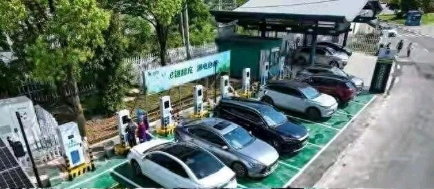 家用买车真实感受：长途才看得出油车、电车差距国庆跑了600公里长途，切实体会到，家用选车，不能只看日