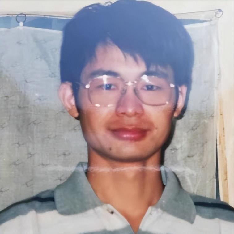 清华博士1277天冤狱后重返半导体圈：从19亿估值到54万赔偿的沉浮人生