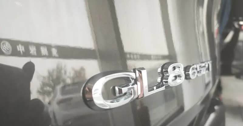 奔驰GLC260L落地价多少？值不值得买？奔驰GLC260L落地价多少？