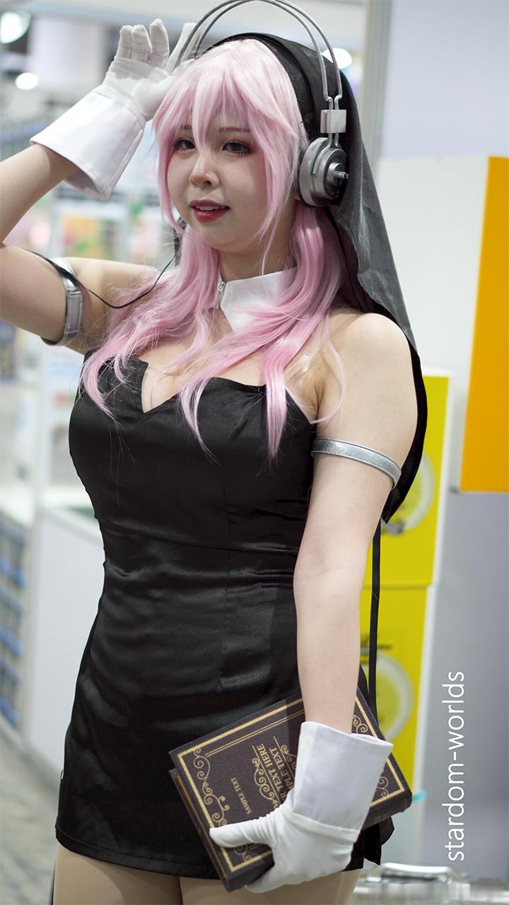 CICF2021超级索尼子修女cos广州漫展