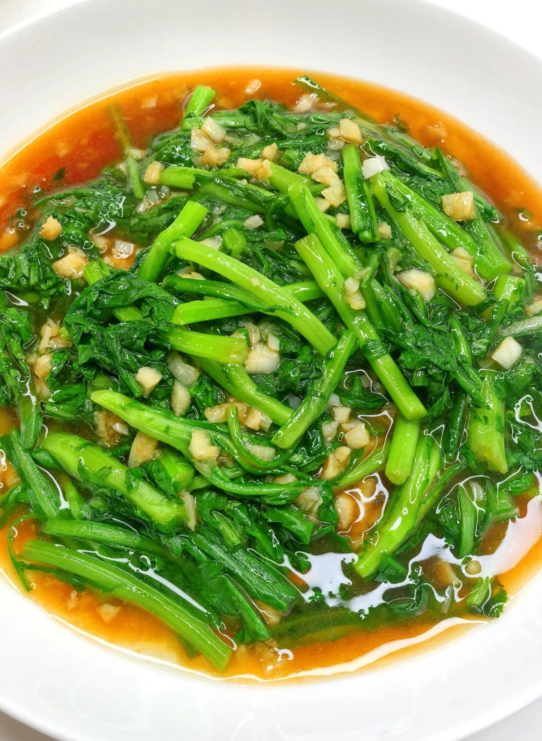 🌿春天别总吃肉！这食材10块钱买3斤，鲜嫩又养人春天菜市场里，有一种蔬菜便宜