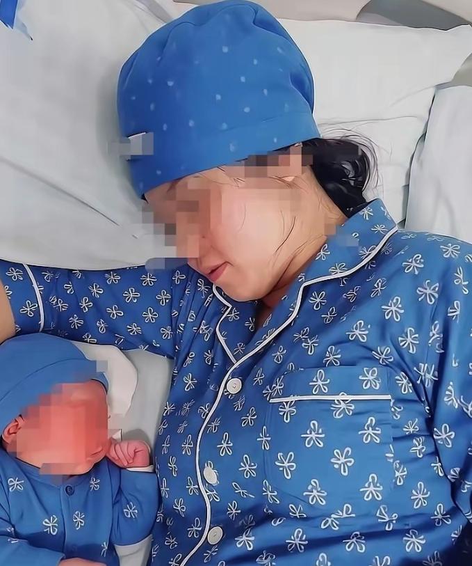 “报应来的这么快吗？”儿媳妇正坐月子呢，婆婆却跑去旅游，谁能想到路上突发意外，婆