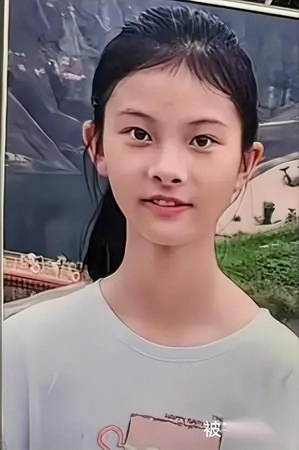 邻居变凶手！14岁少年捅死同学竟因三年免费接送？深圳这起案件细思极恐庭审
