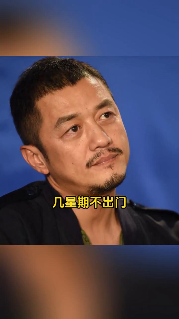 谁也没想到，李亚鹏人生最惨时，只敢给黄晓明发一条短信。2026年直播，李亚鹏终于