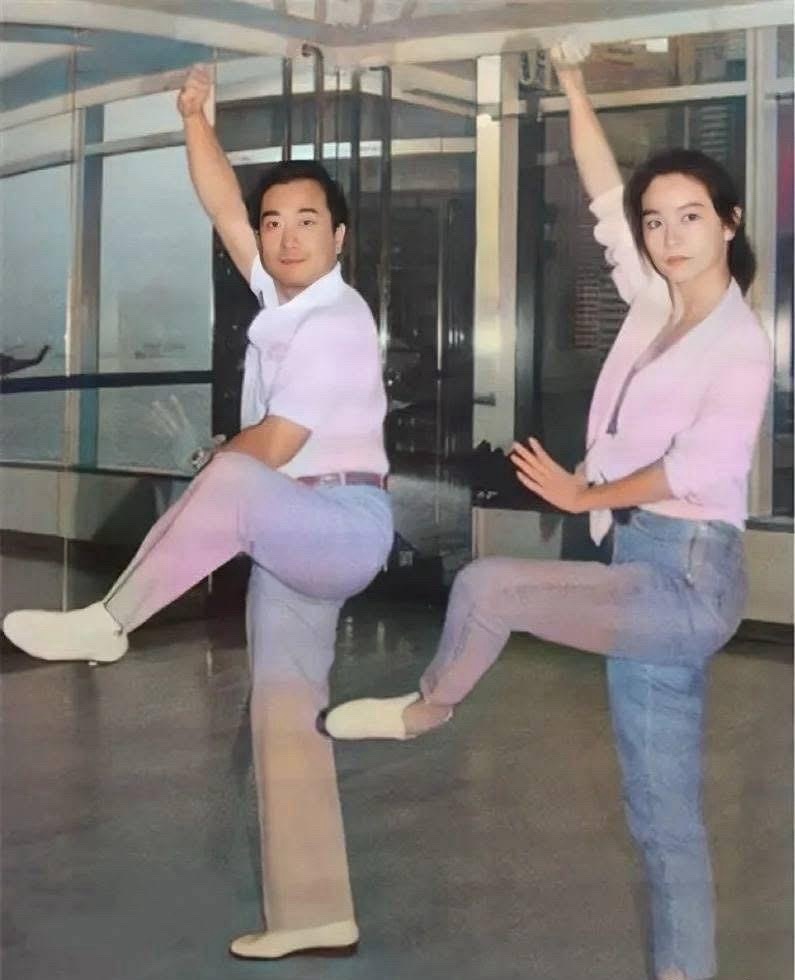 上世纪90年代初，林青霞为了演好《笑傲江湖之东方不败》中“东方不败”这个角色，跟