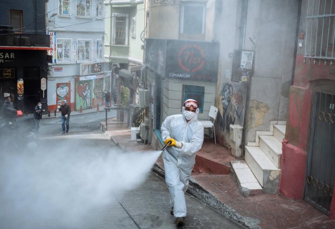 这是要准备完犊子？尼帕病毒再度爆发，打眼一看，这特么不是印度人口最密集的地方吗？