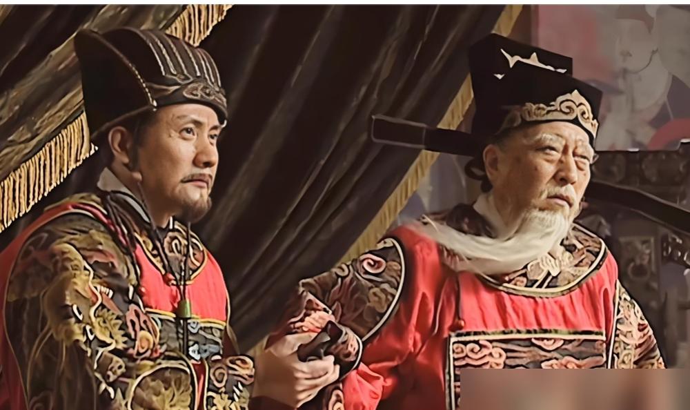 倪大红演完严嵩，半年说话都哆嗦，张志坚演严世蕃，却差点把导演气疯。你看倪大红