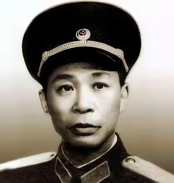 韩先楚临终对徐国夫交了底：当年四十军参谋长战前自伤，他明知却放过，后来此人还上了