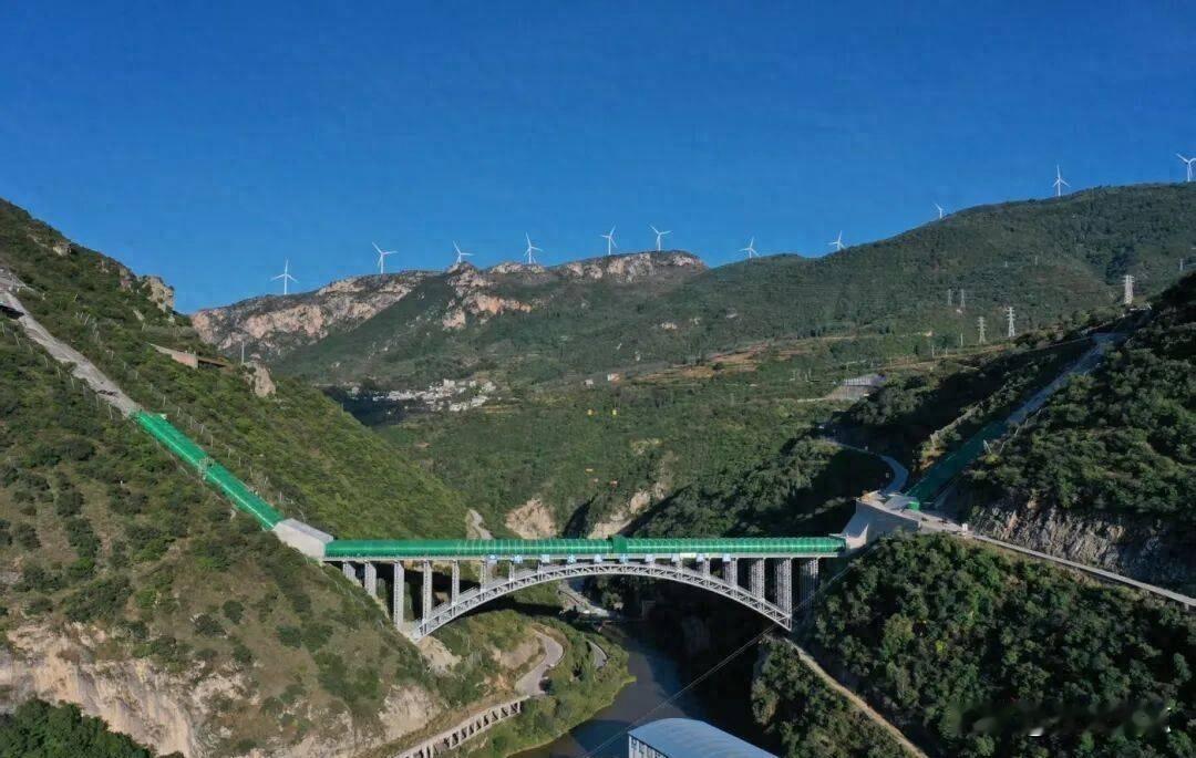 云南缺水？明明江河最多。，守着金沙江却要买水喝。，这条隧洞到底通向哪里？最近滇