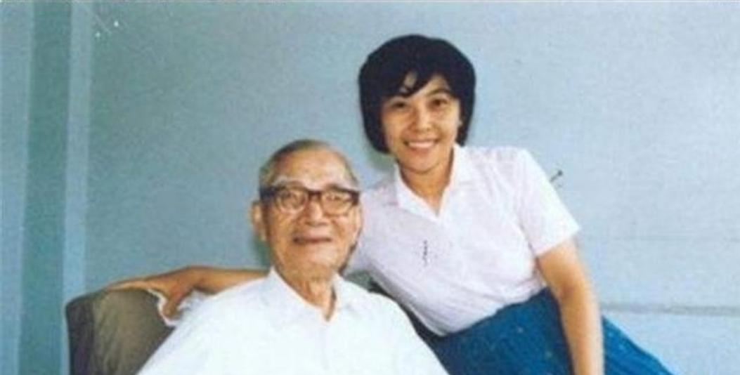 1967年，妻子刚去世，快80岁的茅以升就和6个孩子商议，想要续娶。当他说出女