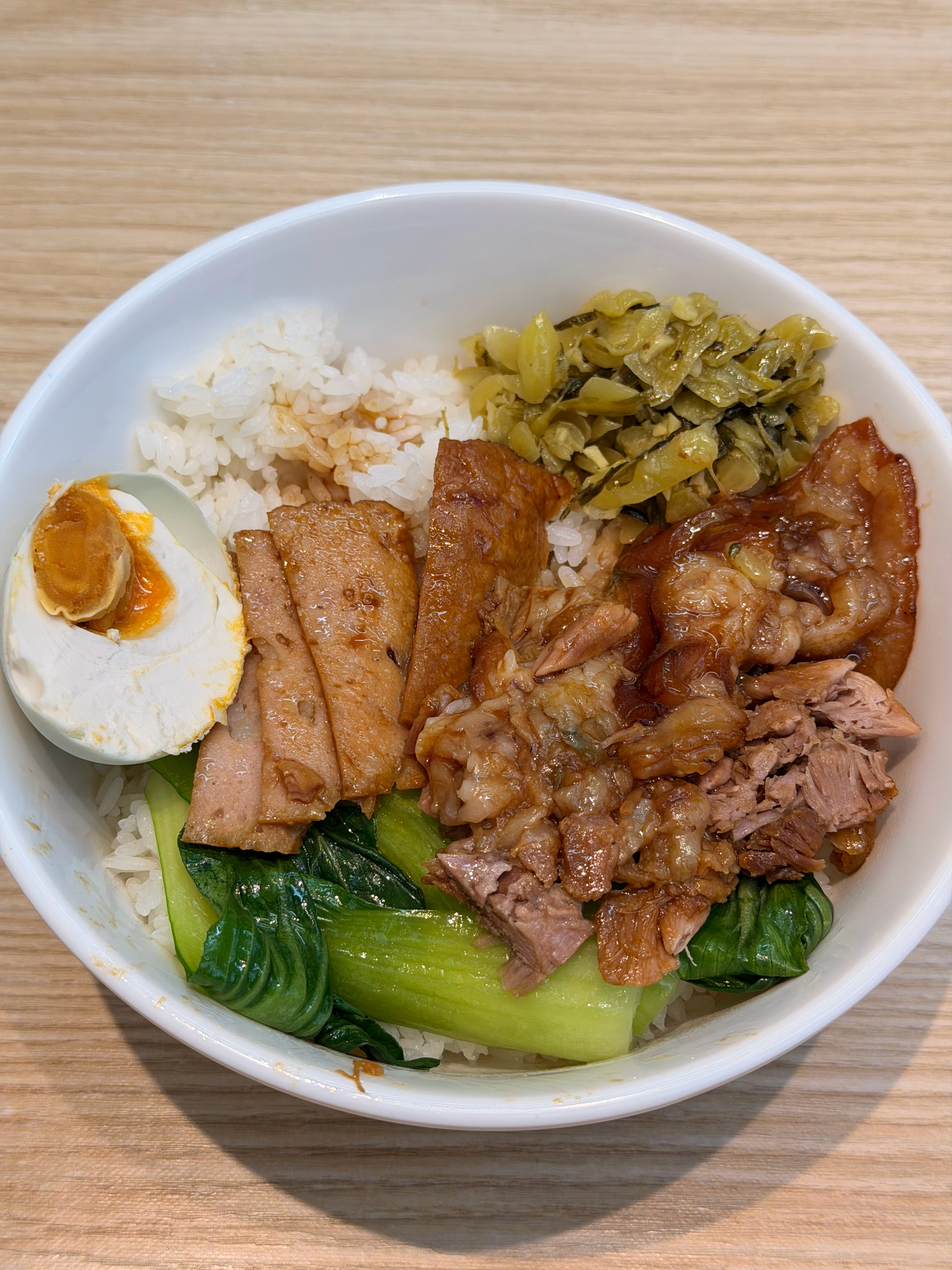 吃完猪脚饭，来郑远元这儿修个脚，闭环了