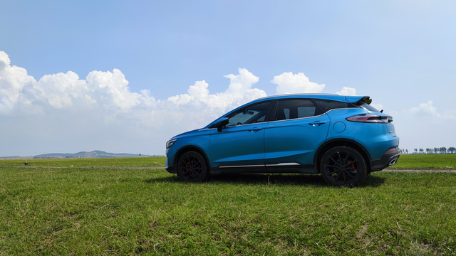 帝豪s你买后悔了吗？帝豪s买车也有快四年了。但颜值这块我觉得依旧在线。虽然是个