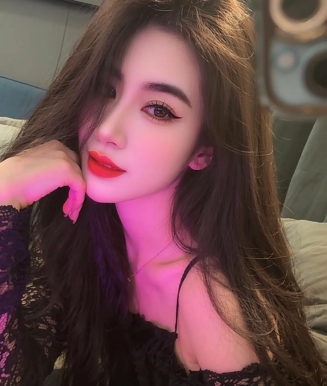 我连九年义务都读不明白的人，又怎么会读懂人心呢？