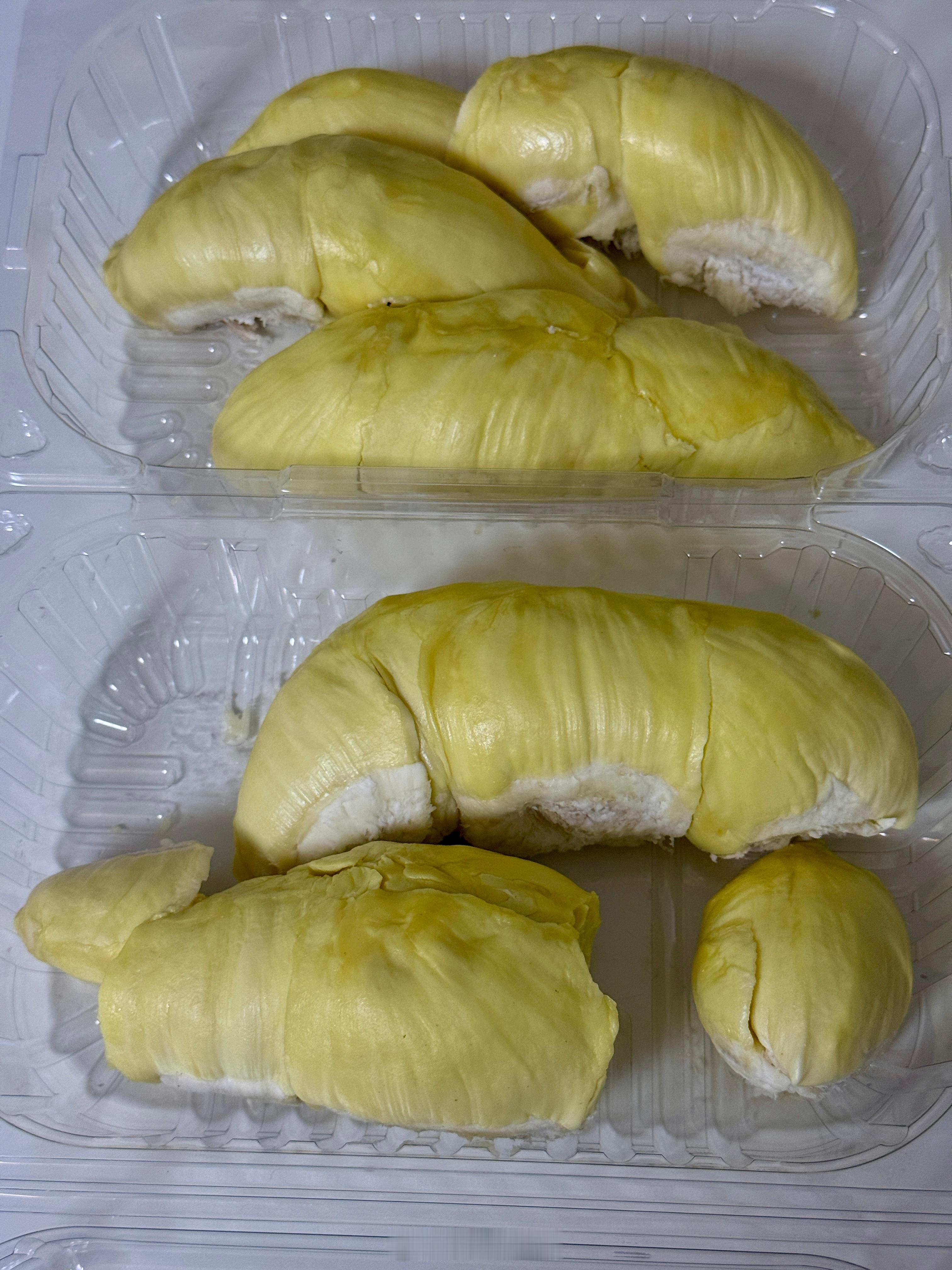 挑了个5斤的榴莲，干包，肉多​​​