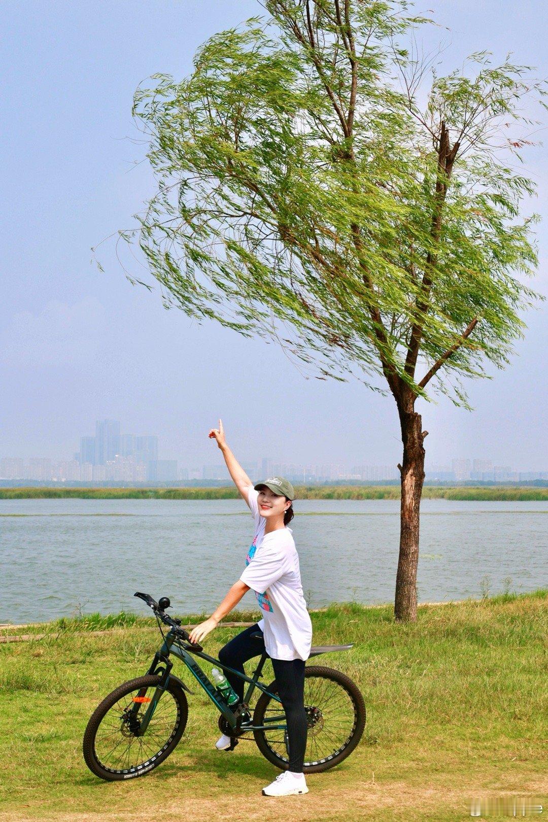 53%四十岁女性检出乳腺结节 前阵子和朋友们聊预约体检，才发现宝妈群里，十个有六