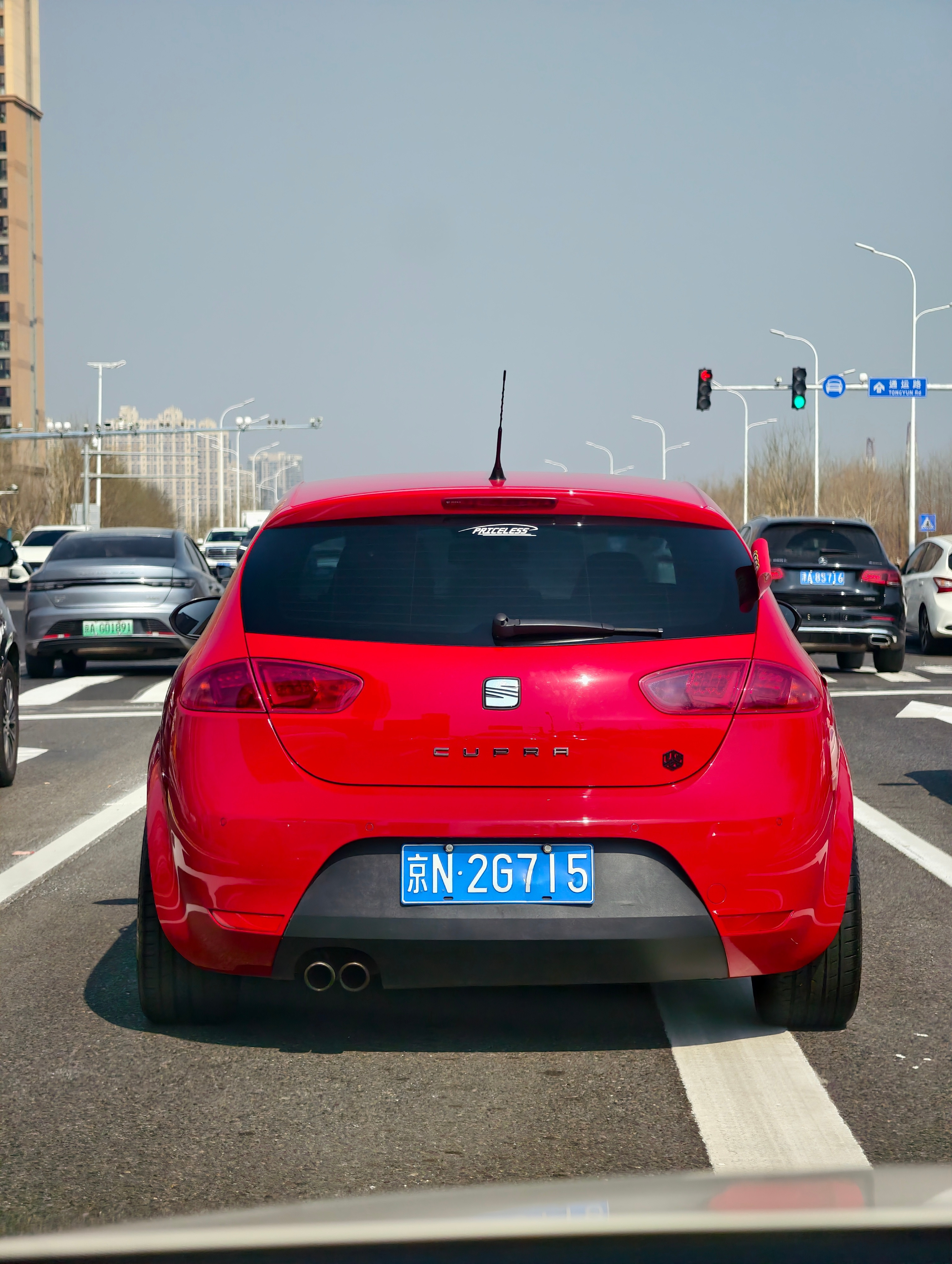 知道这台车的，都是资深老粉儿了老旧燃油车北京