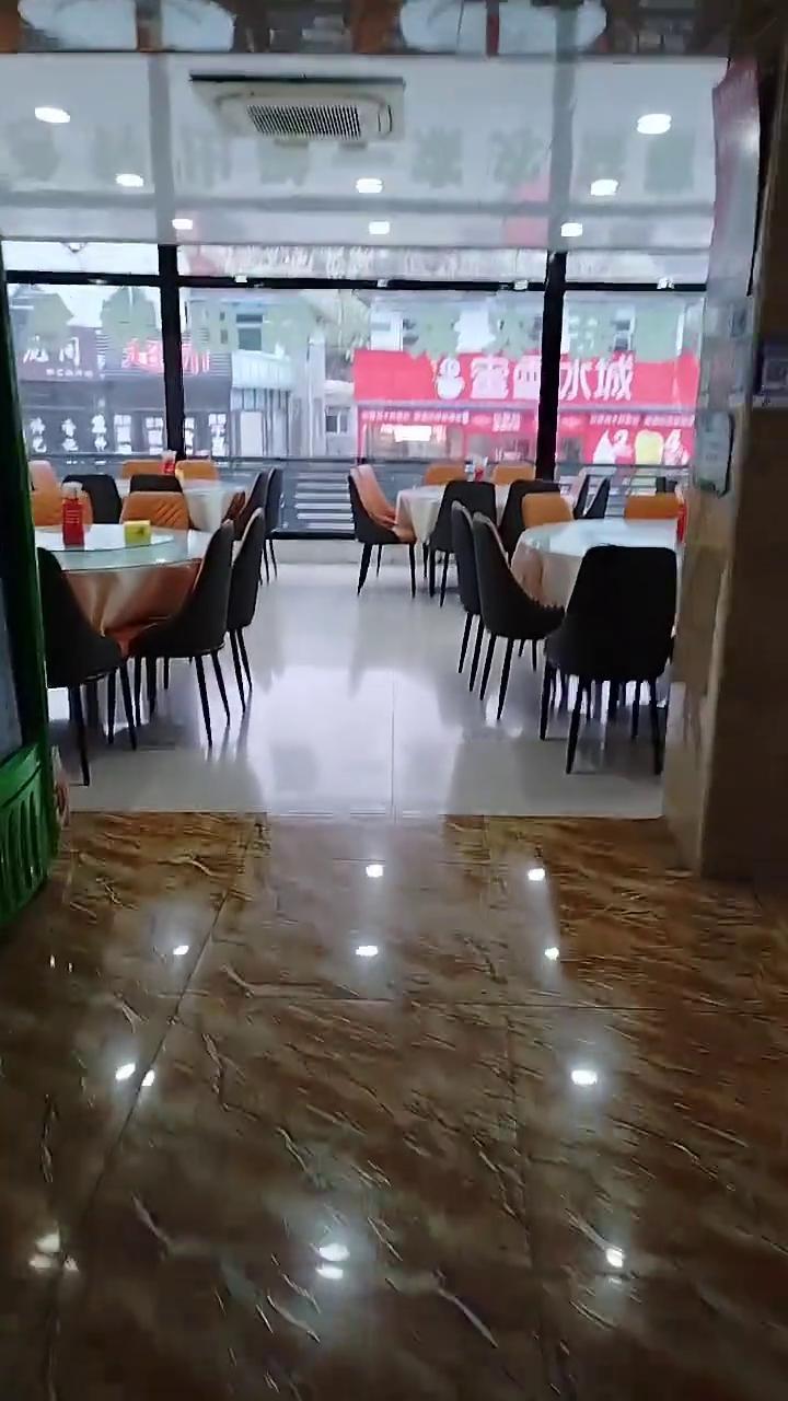 没说走前最后一对，明天不能来了。来不了了，可爱小宝贝。