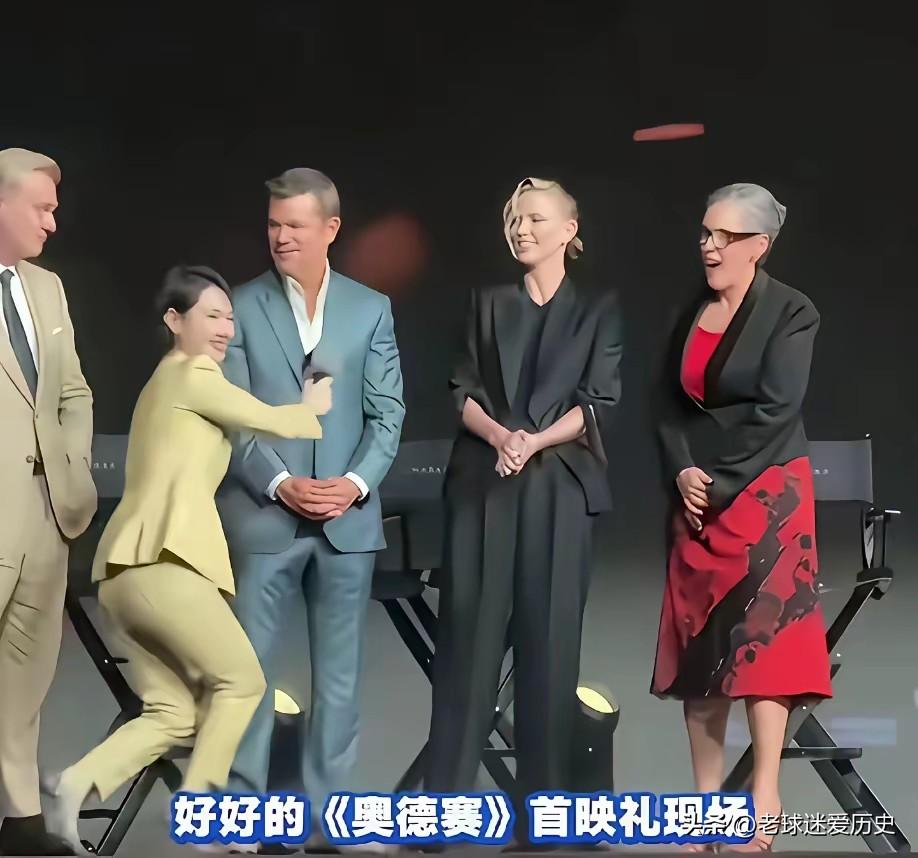卑躬屈膝、崇洋媚外，你就不配做主持人😡