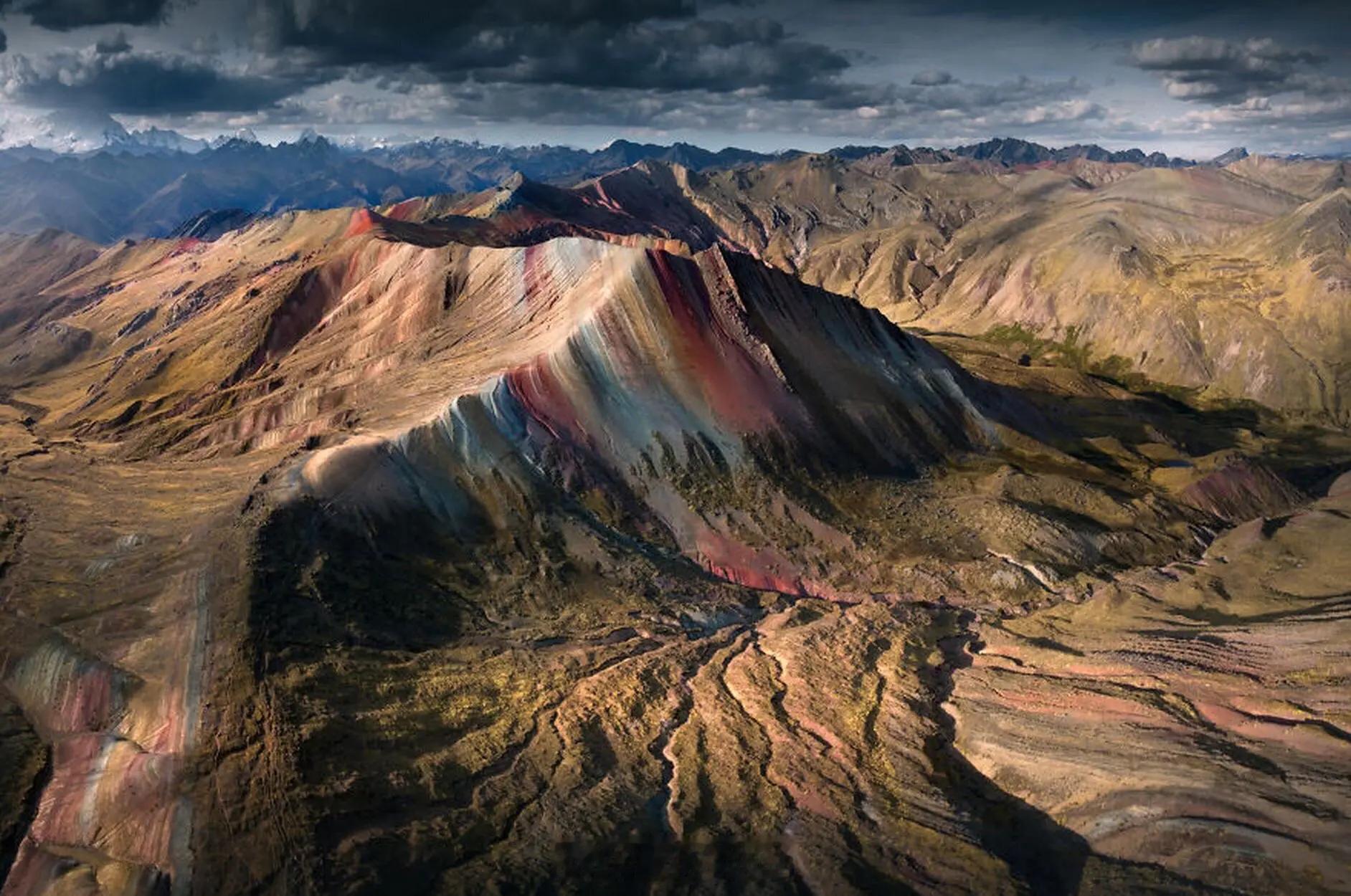 2026年春节将放假九天请假5天可以休15天，请假3天可以休12天。这样的时长足